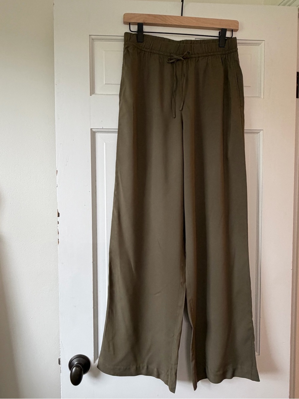H&M Olive Green Wide-Leg Drawstring Pants